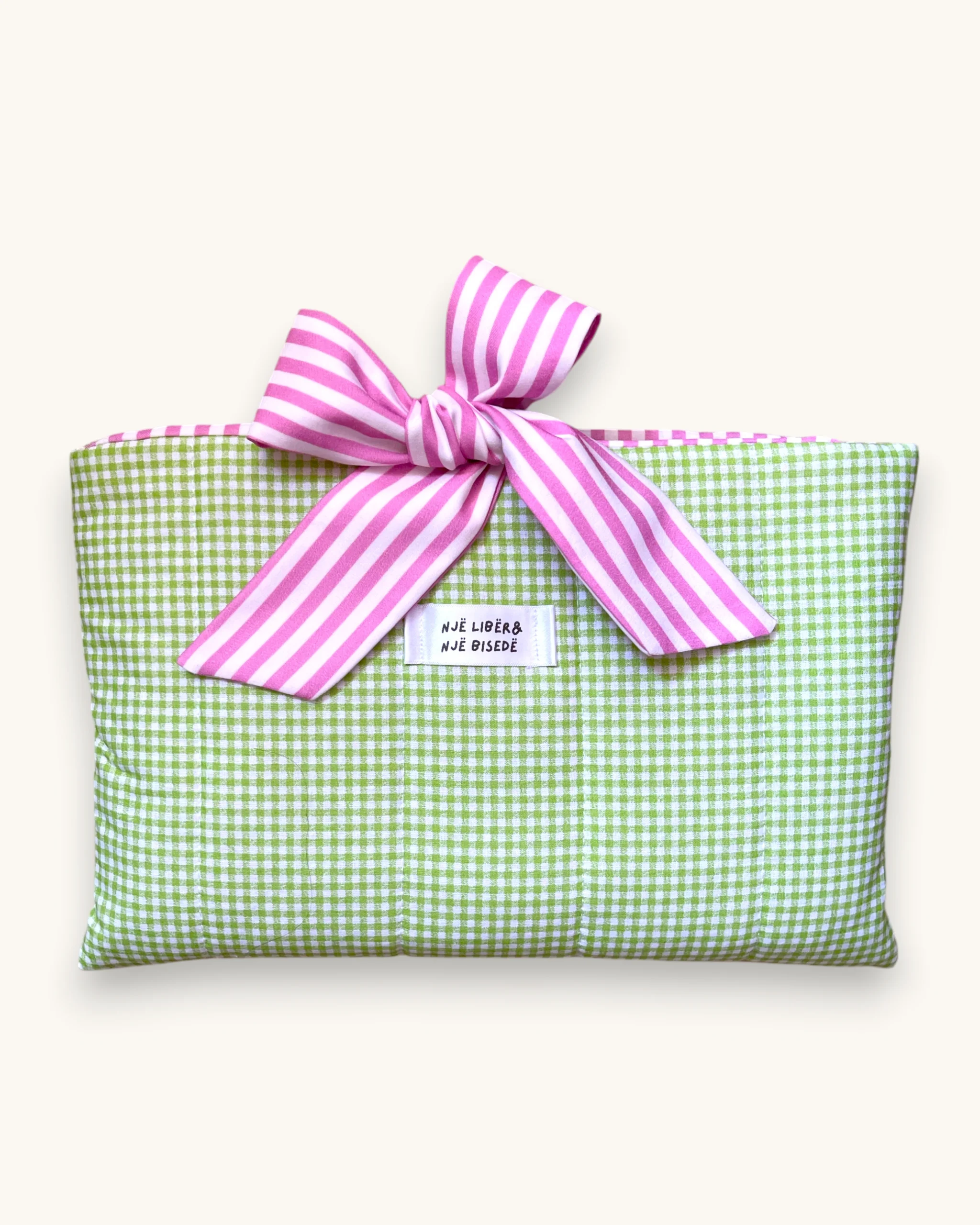 Kuletë për Libra - Strawberry Matcha