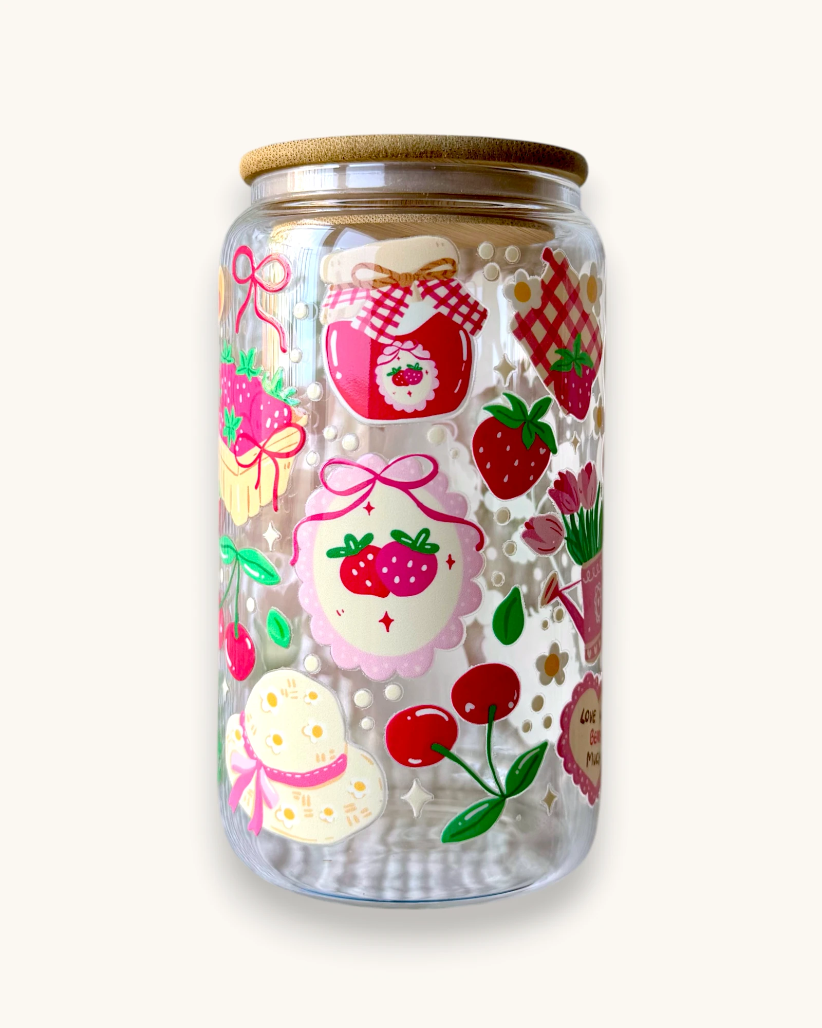 Gotë Qelqi - Strawberry Picnic